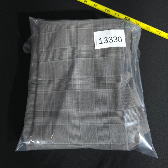 Banana Republic Dress Pants Mens 33x32 Gray Tan Plaid Slim Fit Business Casual - Picture 13 of 13